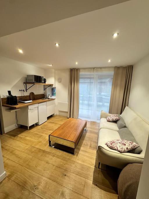 Charmant Studio Vue Sur Jardin Wattignies Eksteriør bilde